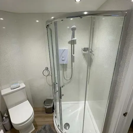Apartman Modern 1 Bed Apartment, 10 Mins To Leeds Centre
